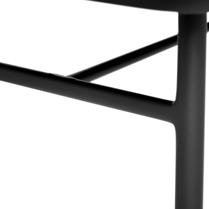 HP Belgrade Dining Table